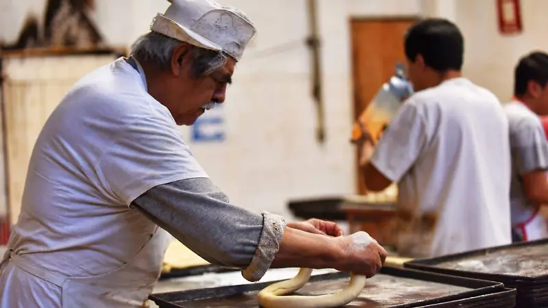 Elaboración-de-Rosca-de-Reyes-en-Durango 